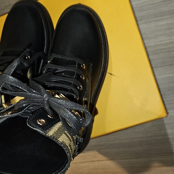 Fendi combat Boots sz 40EU - Picture 3 of 16